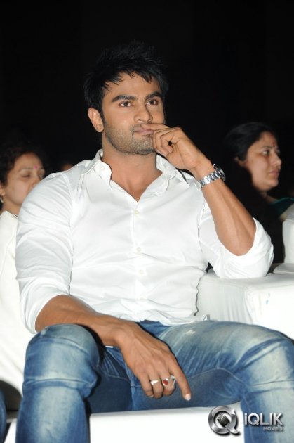 Aadu-Magadura-Bujji-Movie-Audio-Launch